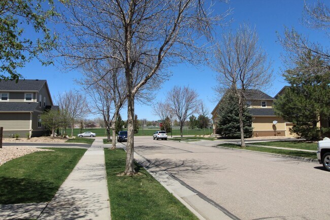 Building Photo - Wonderful Townhome in Harvest Park Southeast Ft. Collins