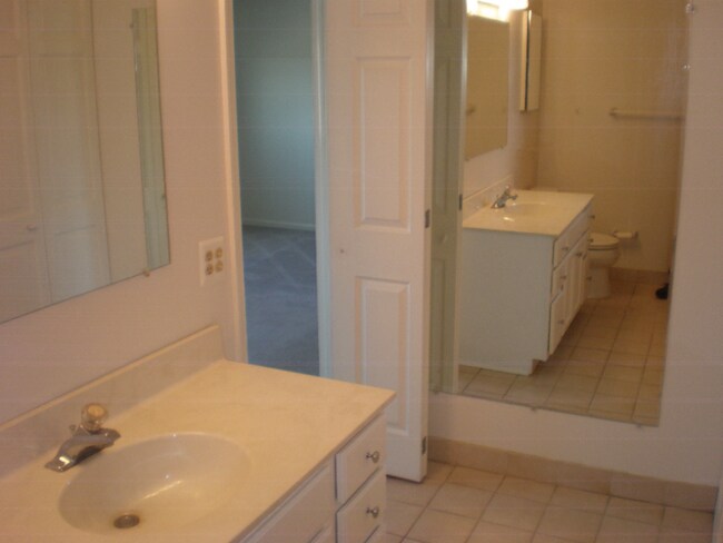 Building Photo - 400 N Haddon Ave