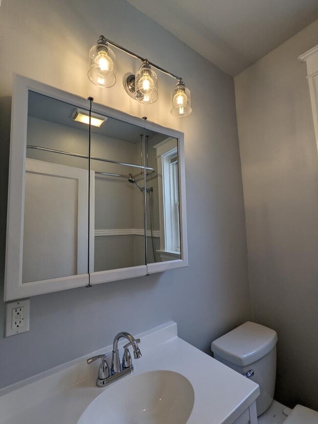 Building Photo - 4227 Botanical Ave