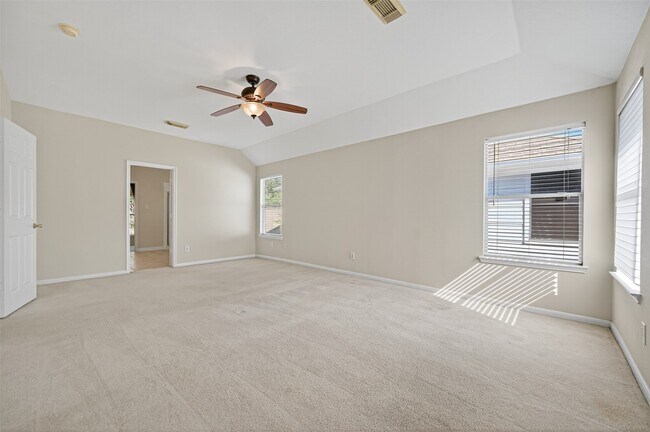 Building Photo - 16515 Cypress Thicket Dr