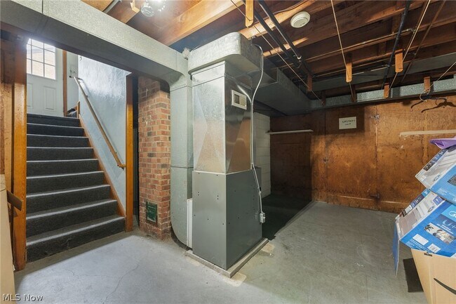 Building Photo - 14220 Triskett Rd
