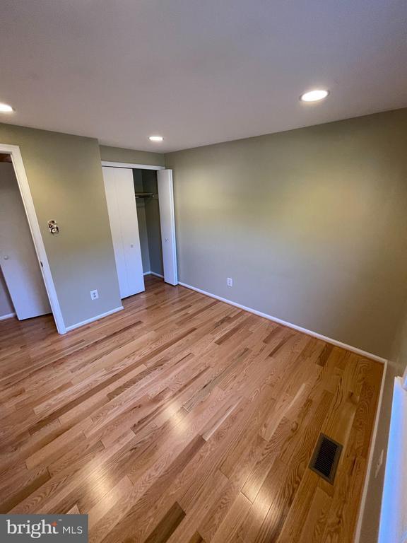 Building Photo - 5056 Kenerson Dr
