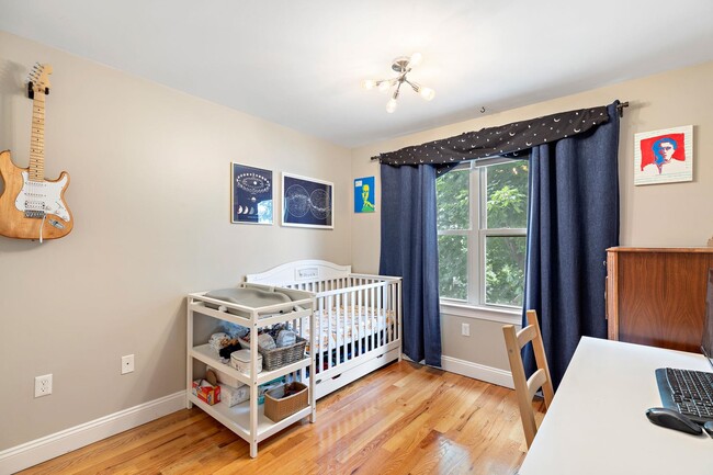 Building Photo - 381 Communipaw Ave