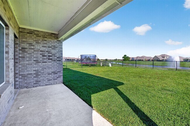 Building Photo - 1322 Truckee River Dr