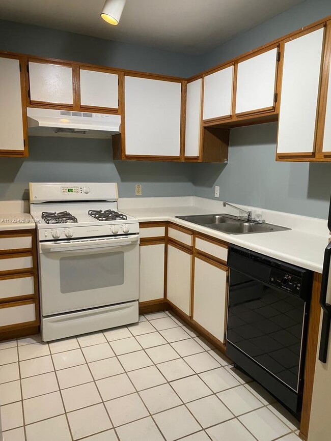 Building Photo - 15290 SW 106th Ln