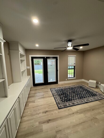Building Photo - 5501 Chimney Rock Rd