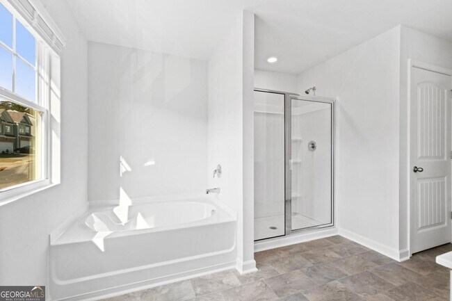 Building Photo - 510 Stoneybrook Dr