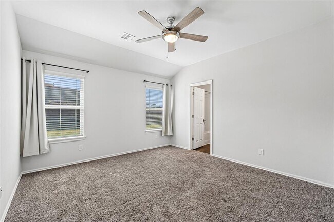 Building Photo - 933 S Blackjack Ln