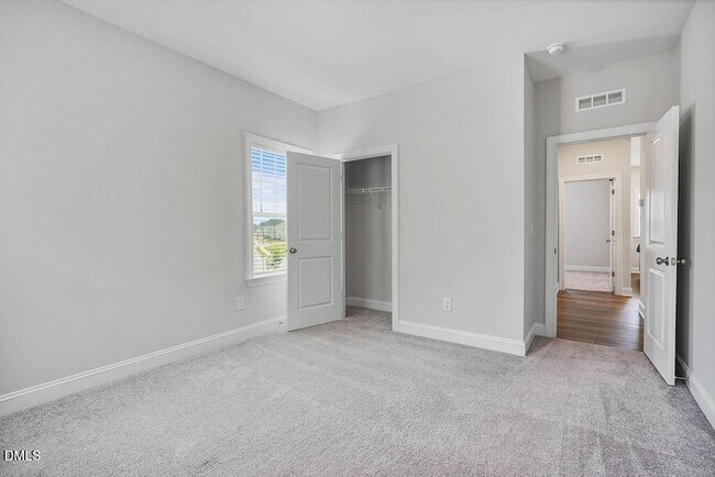 Building Photo - 1809 Delaney Hills Ln