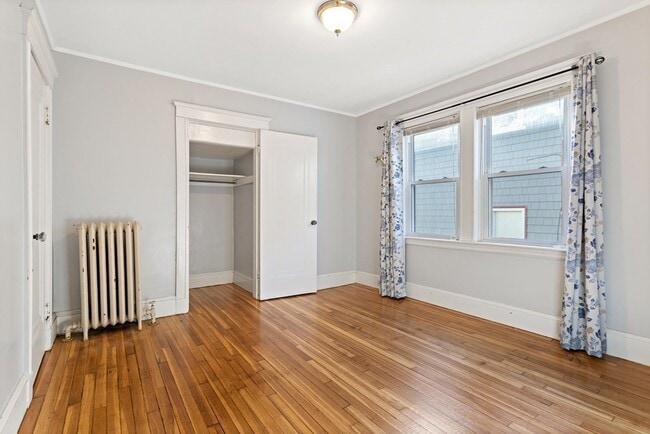 Building Photo - 64 Beaumont St