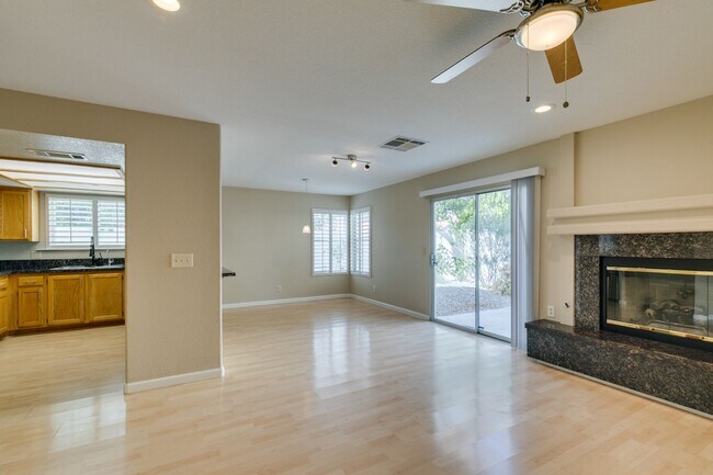 Building Photo - Beautiful Summerlin Home – 3 Bed, 2.5 Bath...