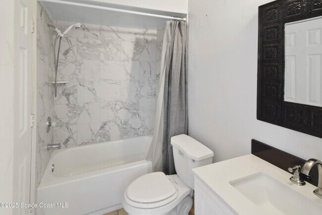 Building Photo - 171 Bluefish Pl