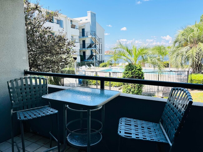 Building Photo - 1490 Harbor Dr