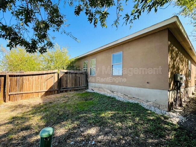 Building Photo - 7379 Longing Trail