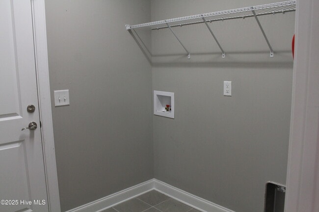 Building Photo - 16 Cypress Cir