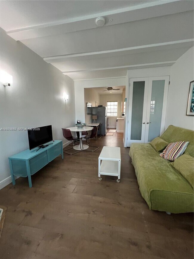 Building Photo - 439 15th St