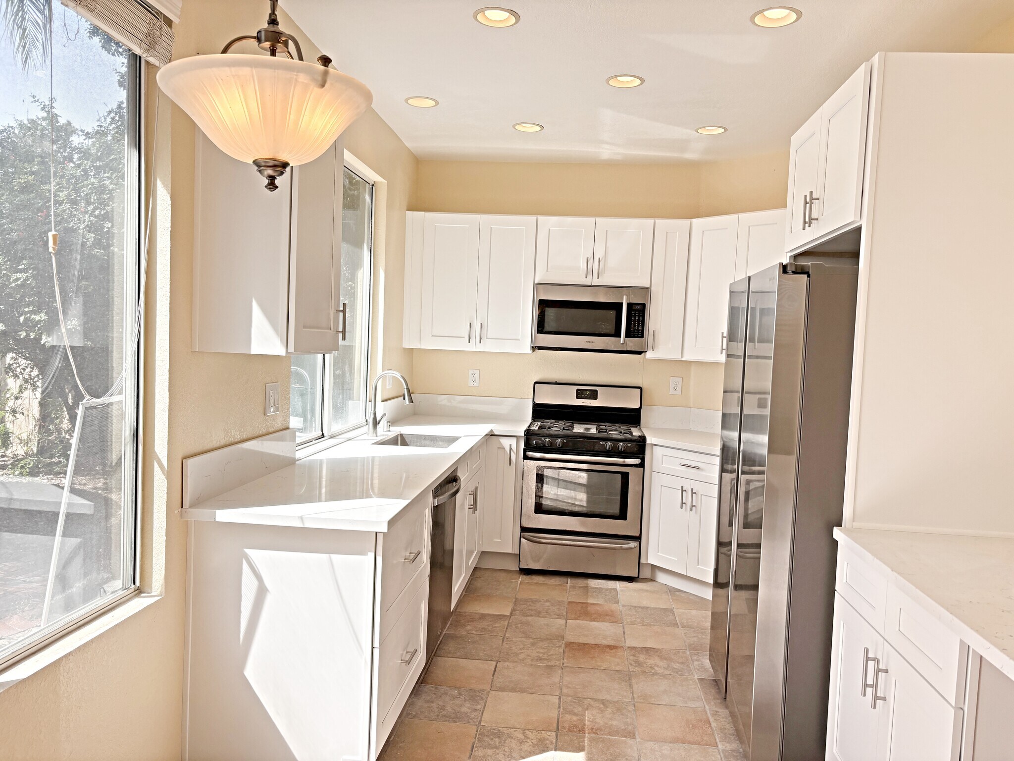 Building Photo - 4065 Ivey Vista Way