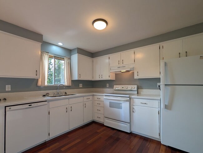 Building Photo - Ranch Style 3-Bedroom, 2-Bath Home In South Eugene!