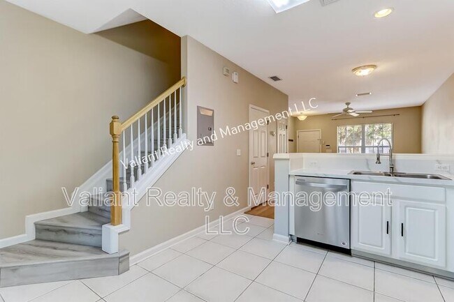 Building Photo - 3532 Lone Tree Ln