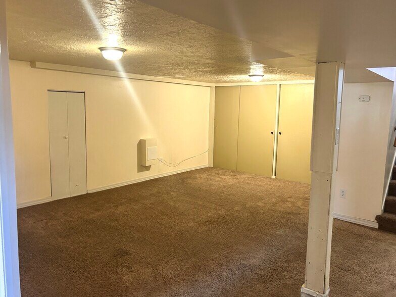 Building Photo - 1025 Tyler Ave