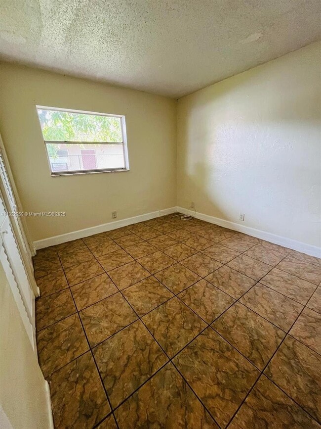 Building Photo - 7710 SW 10th St