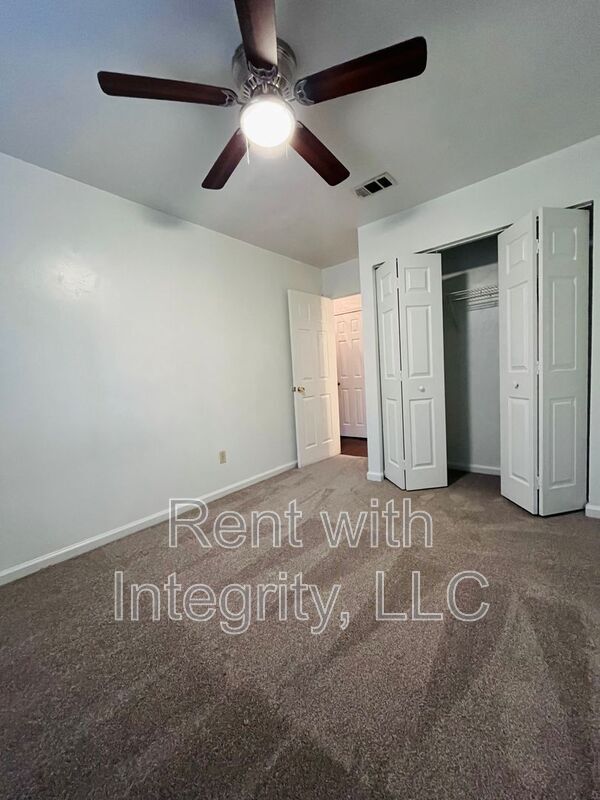 Building Photo - 1285 Rumba Ln