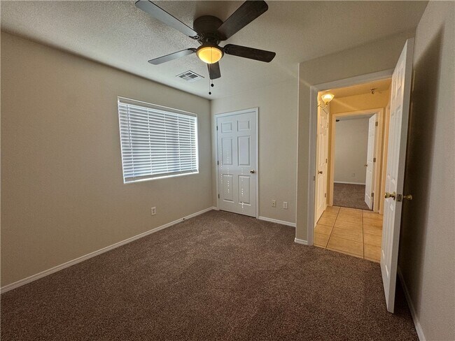 Building Photo - 5288 Tierra Linda Dr