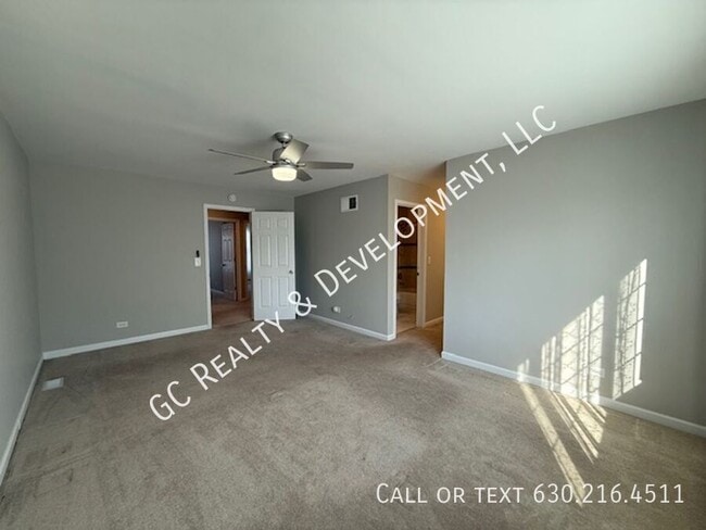Building Photo - 344 Boulder Dr