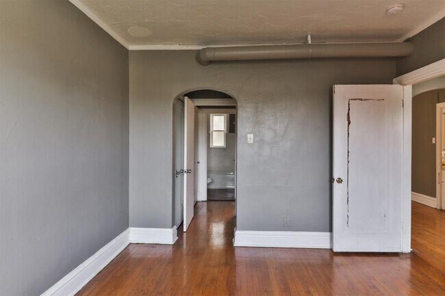 Building Photo - 3809 Keokuk St