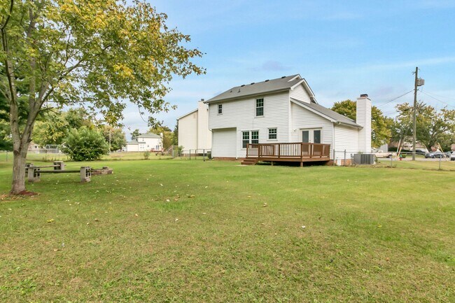 Building Photo - 900 Cimarron Ct