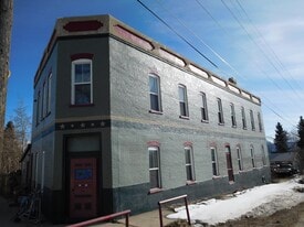 Building Photo - 147 E 3rd St