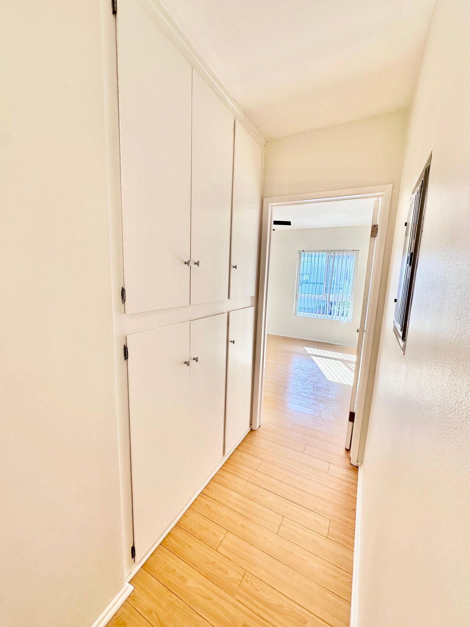 Building Photo - 1601 S Shenandoah St