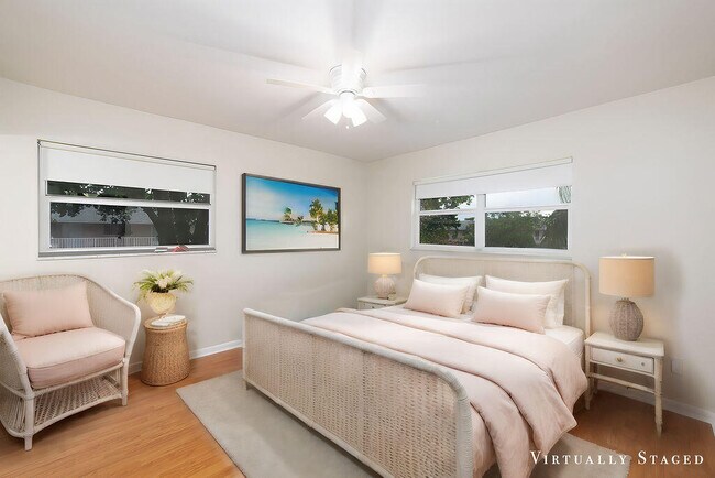 Building Photo - 18081 SE Country Club Dr