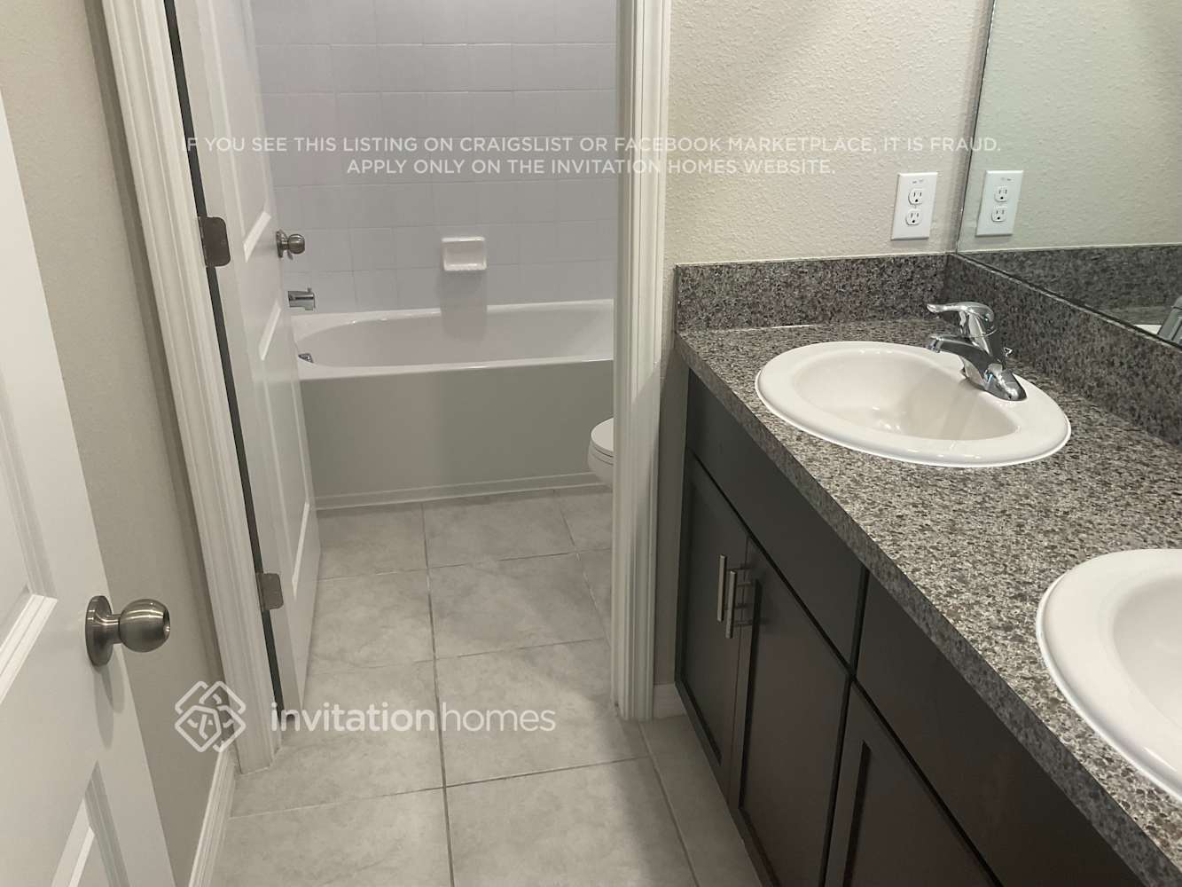 Building Photo - 7122 Paradise Island Ct