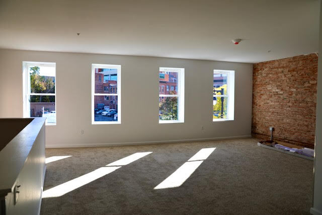 Building Photo - 439 N Salina St