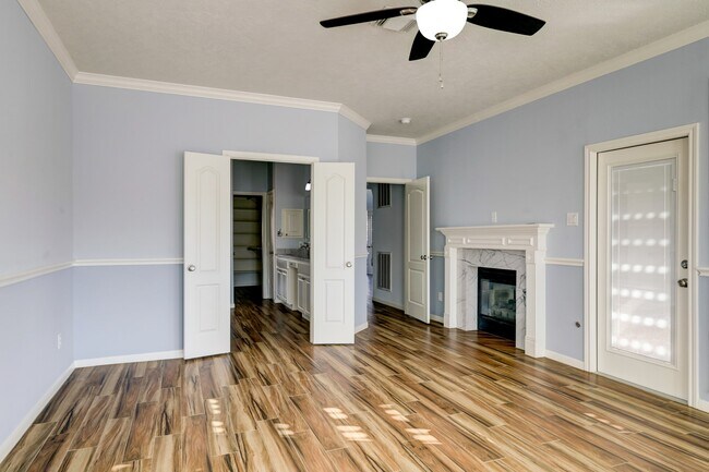 Building Photo - 20523 Riverside Pines Dr