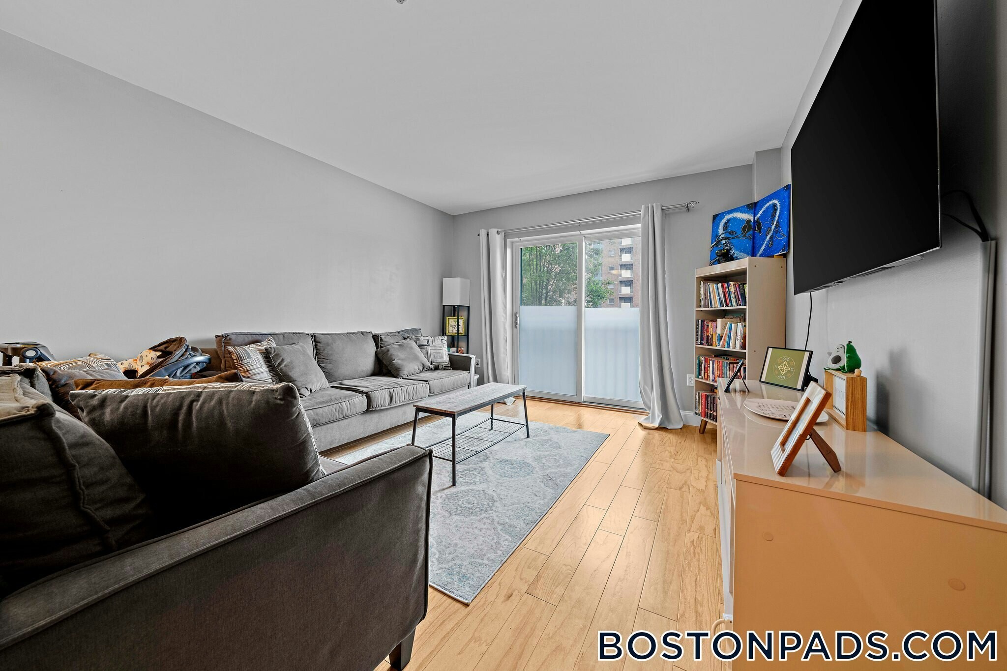 Building Photo - 175 Cottage St