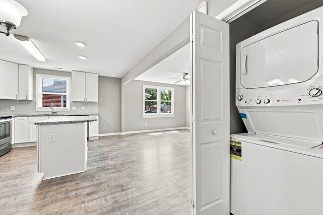 Building Photo - 1305 Yeadon Rd