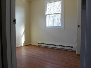 Building Photo - 346 Brown St