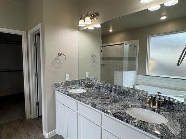 Building Photo - 612 Sovereign Dr