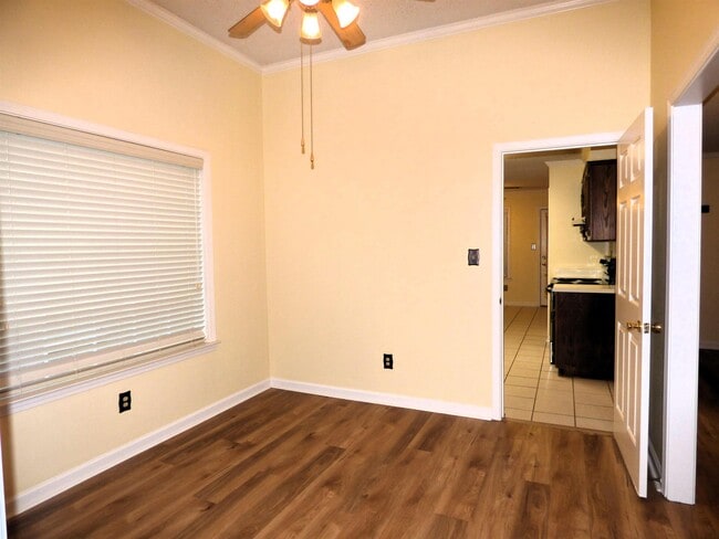 Building Photo - 2244 Lake Hill Ct