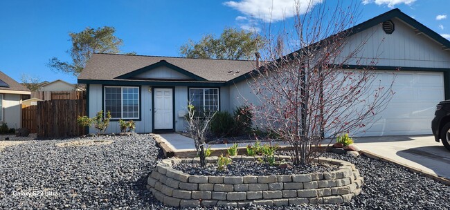 Primary Photo - 4 Bd / 2 Bath Home for Rent in FERNLEY.