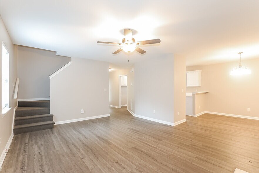 Building Photo - 4429 Ford Pl SW