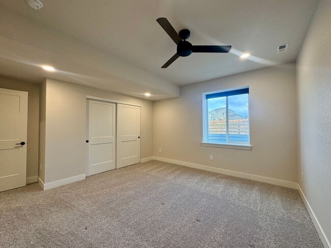 Building Photo - Stunning 5-Bedroom Home with Theater Room & Upgrades – Commerce City