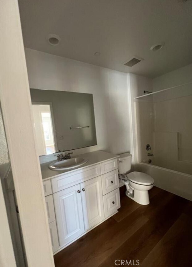 Building Photo - 5528 Soriano Wy