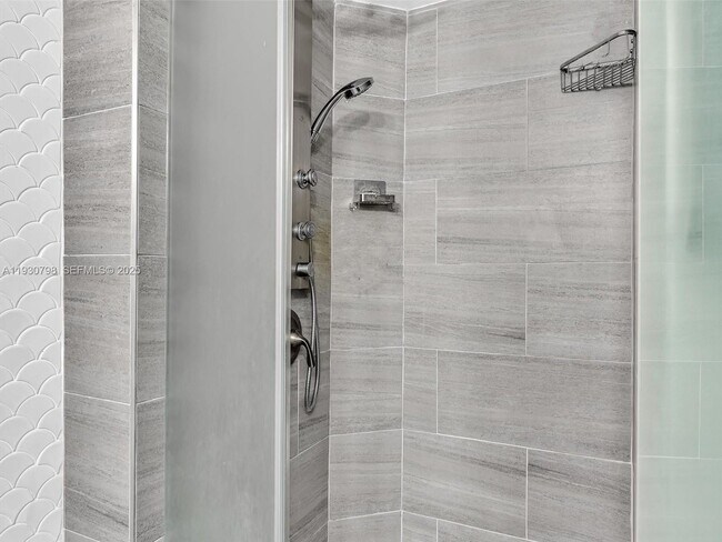 Building Photo - 10241 NW 9th St Cir