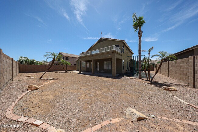 Building Photo - 2568 E Santa Rosa Dr