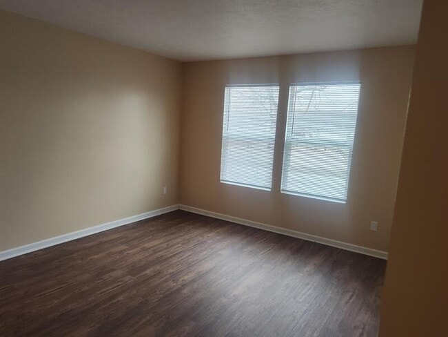 Building Photo - 1204 Topp Creek Dr