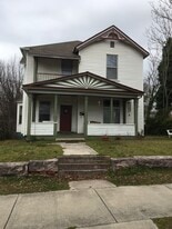 Building Photo - 209 E Baxter Ave