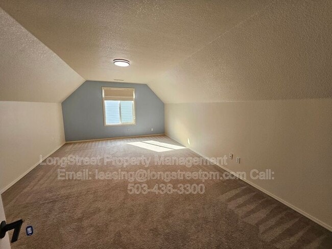 Building Photo - 5719 N Yale St